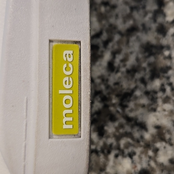 MOLECA WHITE AND YELLOW SNEAKERS. SIZE 9 - Picture 4 of 9